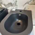 Sanitari a terra - Modello "Like" Nero Satinato