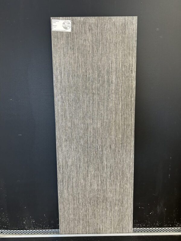 Piastrella “Absolute Line Iron Relief"