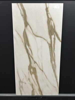 Piastrella "Calacatta Gold Mat"