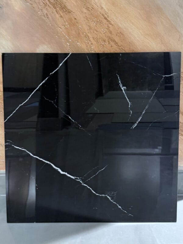 Piastrella “Marquinia Black” 60x60