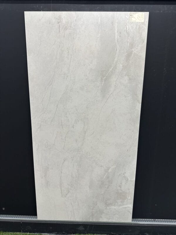 Piastrella "Gems White"