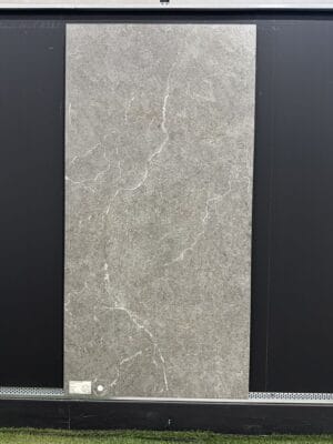 Piastrella "Hollystone Dark"