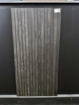 Piastrella "Blk Wood Look"