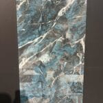 Piastrella "Crust Aqua"