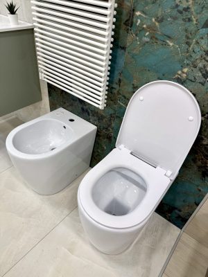 Sanitari a terra - "Uno Mini" Bianco Lucido