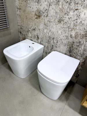 Sanitari a terra - "Trend" Bianco Lucido