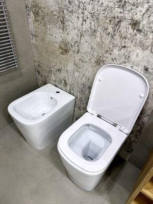 Sanitari a terra - "Trend" Bianco Lucido