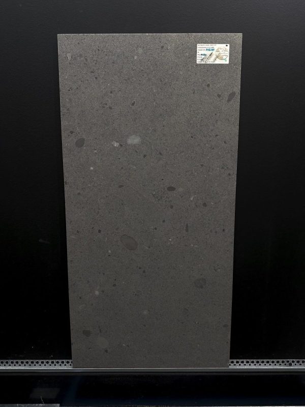 Piastrella “Keynote Cool Grey" 40x80