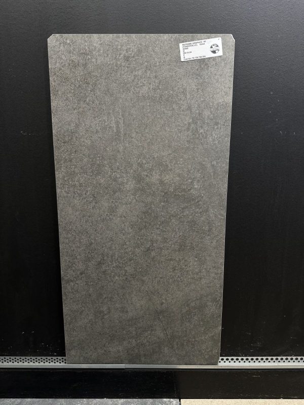 Piastrella “Reframe Graphite"