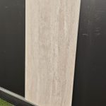 Piastrella "Royal Trav Ebur Vein"