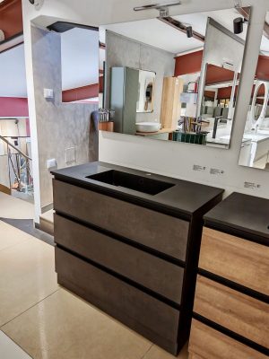 Mobile da bagno a Terra "Nobu" Grigio Lava