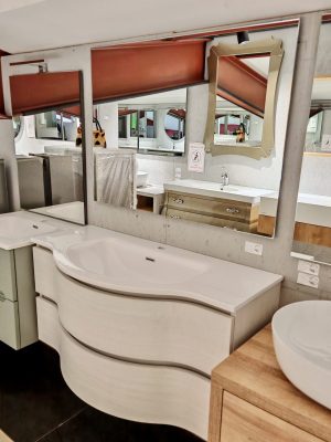 Mobile da bagno sospeso "Broadway" Rovere Tranchè Bianco 105x35/50x51,5