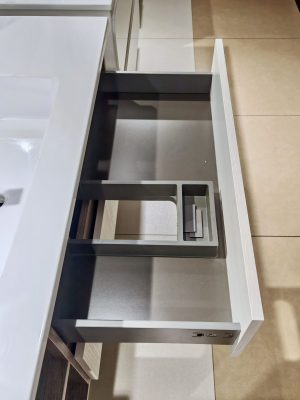Mobile da bagno sospeso "Cubik" Cassa Tranchè Scuro 100x46,5