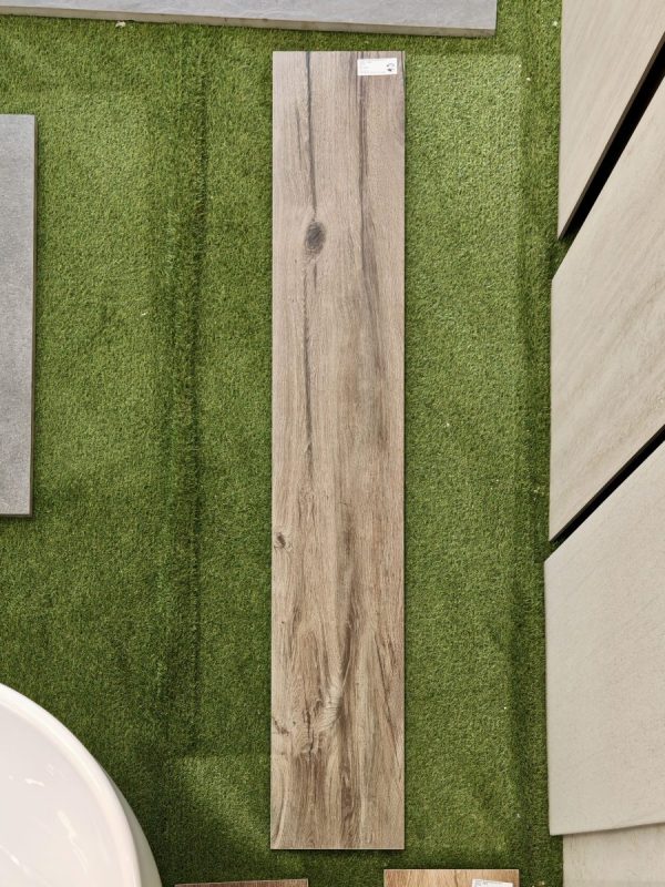Piastrella “Nordik Wood Brown R11"