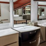 Mobile da bagno sospeso "Confort" Finitura Nero Lucido 75x52