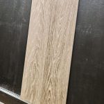 Piastrella "Rovere Anticato Nat"