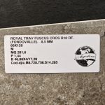 Piastrella "Royal Trav Fuscus Cros R10"