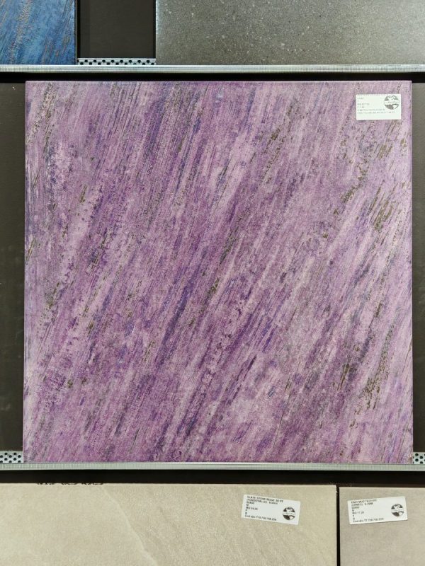 Piastrella "Ametista Solenne Viola"