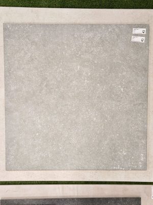 Piastrella “BLMD Noir R11"