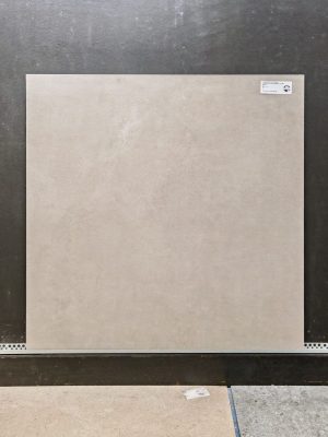 Piastrella "Concrete Clay SQ"