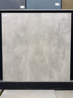 Piastrella “Leghe Stagno" 122,2x122,2