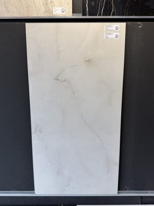 Piastrella “Onice Grigio Lux”