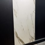 Piastrella “Calacatta Gold Lux" Fondovalle