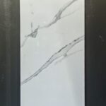 Piastrella "Calacatta White Lux"