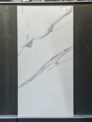 Piastrella "Calacatta White Lux"