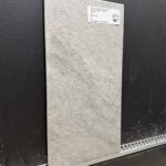 Piastrella "Vals Grigio Out R11"