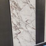 Piastrella "Calacatta Pink Lux"